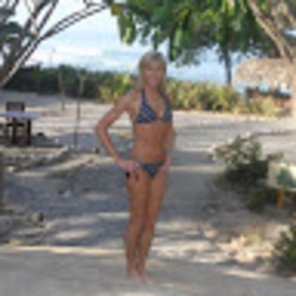 Meet your Posher, Sara - Picture 1 of 1